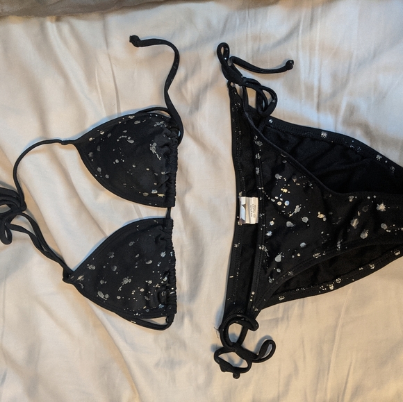 Swim suit - Picture 1 of 4